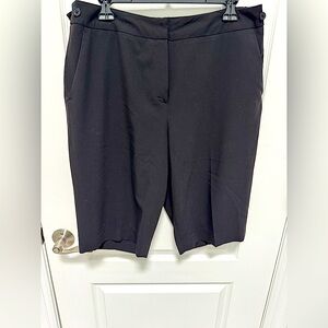 Larry Levine Classic Black Dressy Women's Shorts, Size 12, Adjustable Waist